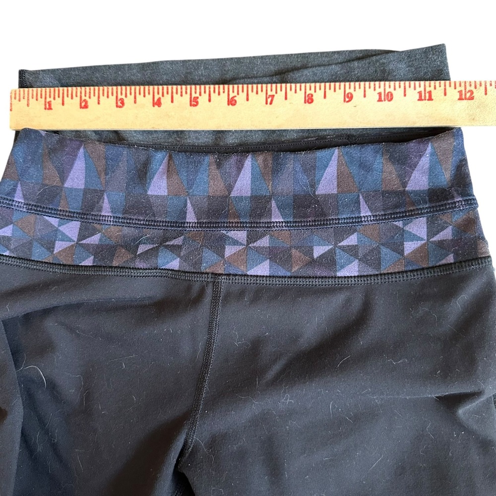 Two Pairs of Lululemon Leggings Size 2 Yoga Pants Athletic Leggings High Rise - Picture 6 of 12
